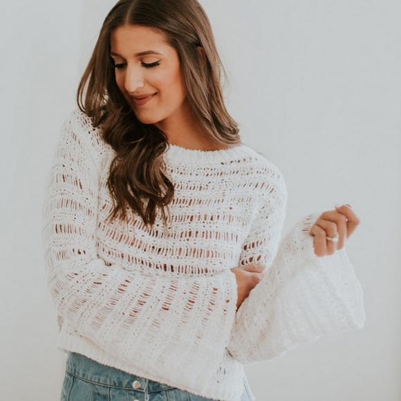 Band of Gypsies Sweaters - 🆕️Band of Gypsies Harper Bell Sleeve Sweater